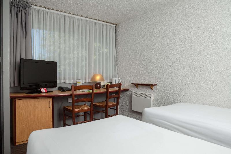 Номер Стандарт, Campanile Hotel   Basildon   East Of London