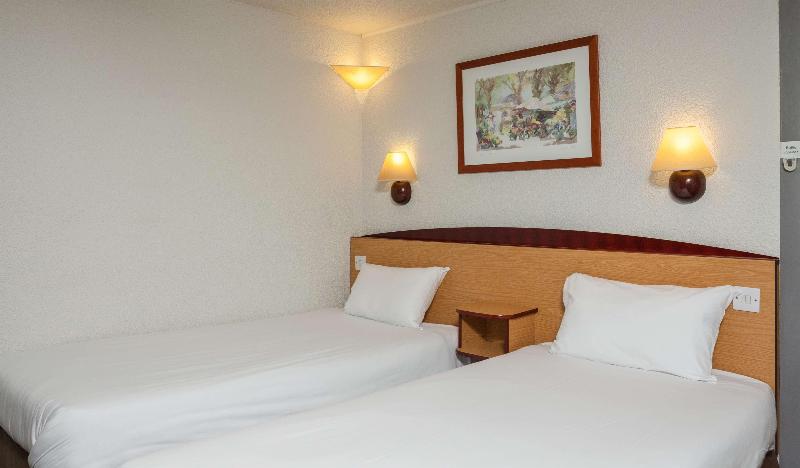 Номер Стандарт, Campanile Hotel   Basildon   East Of London