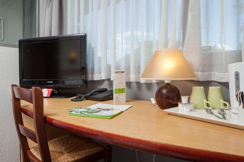 Номер Стандарт, Campanile Hotel   Basildon   East Of London