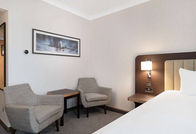 Номер Executive, Hilton London Gatwick Airport