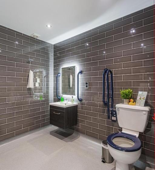 Номер Стандарт Адаптированный для Инвалидов, The George Hotel, Dorchester On Thames, Oxfordshire