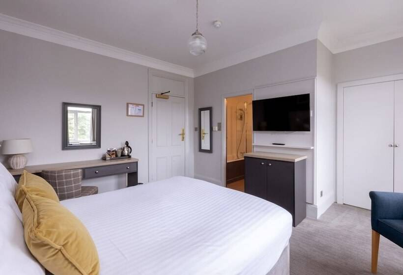 Классический Номер, The Harrogate Inn   The Inn Collection Group