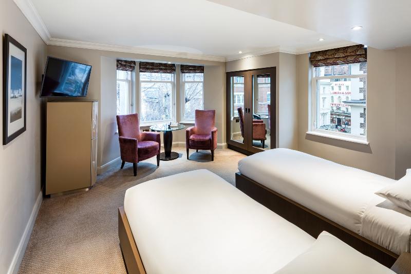 Номер Superior, Radisson Blu Hotel, London Bloomsbury