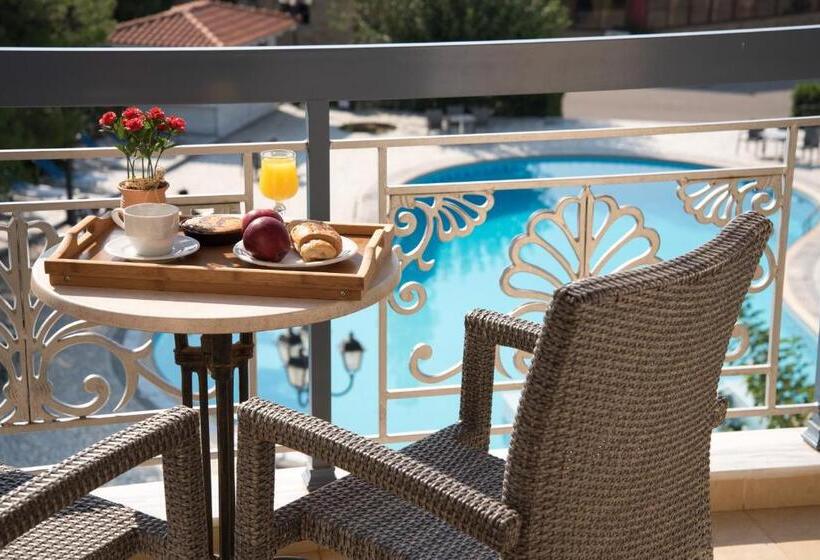 Номер Стандарт, Acharnis Kavallari Hotel Suites