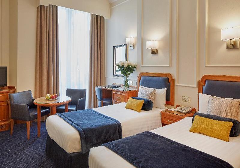Cameră Standard, Lancaster Gate