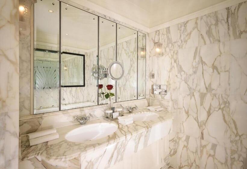 高级小型套房, The Dorchester   Dorchester Collection
