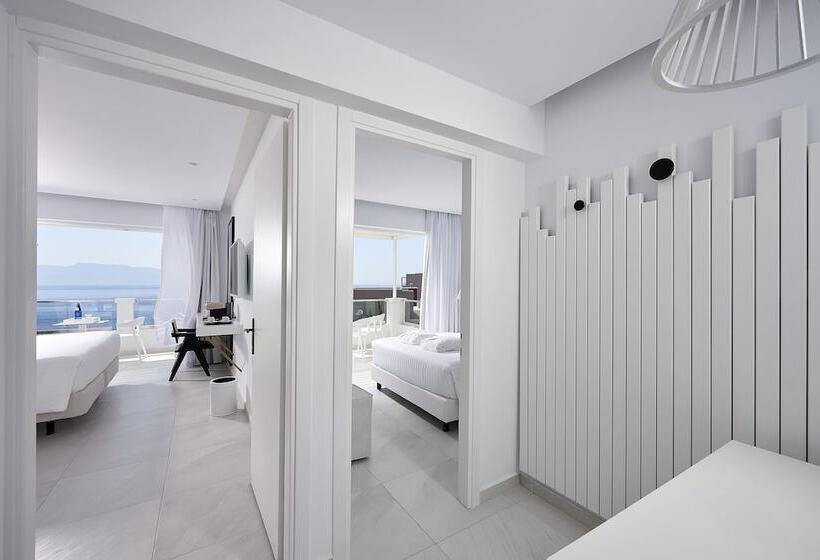 Люкс Семейный 2 Спальни, Dimitra Beach Hotel & Suites