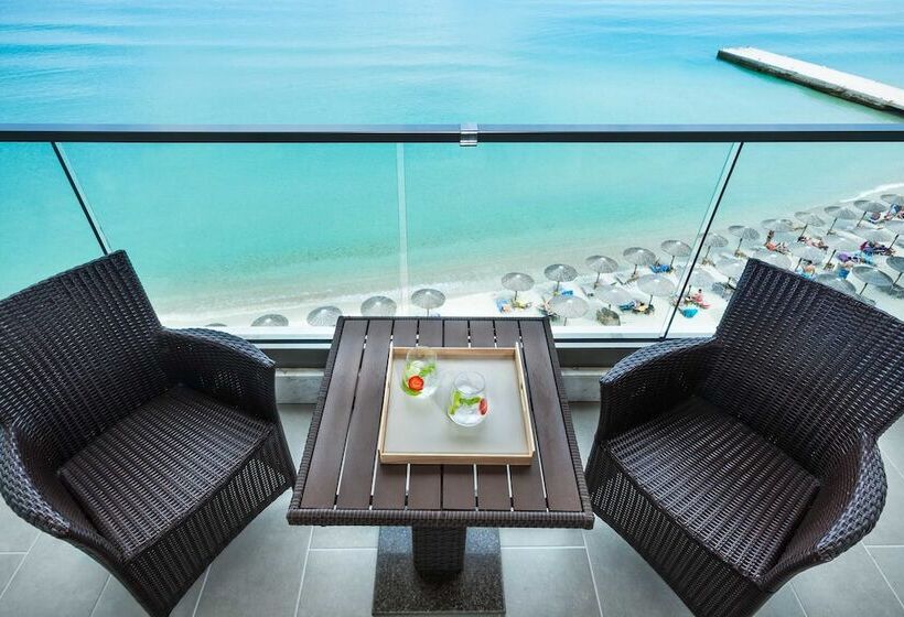 اتاق پرمیوم با چشم‌انداز دریا, Ammon Zeus Luxury Beach