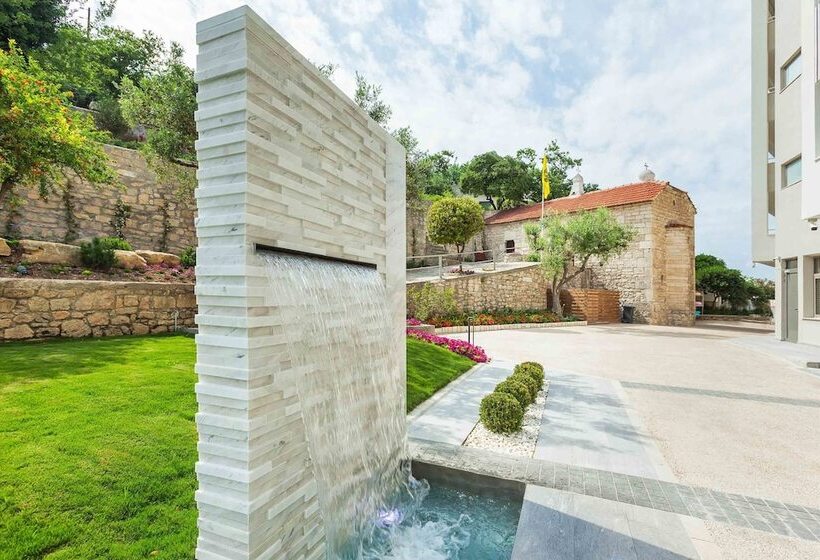 اتاق لوکس با چشم‌انداز باغ, Ammon Zeus Luxury Beach
