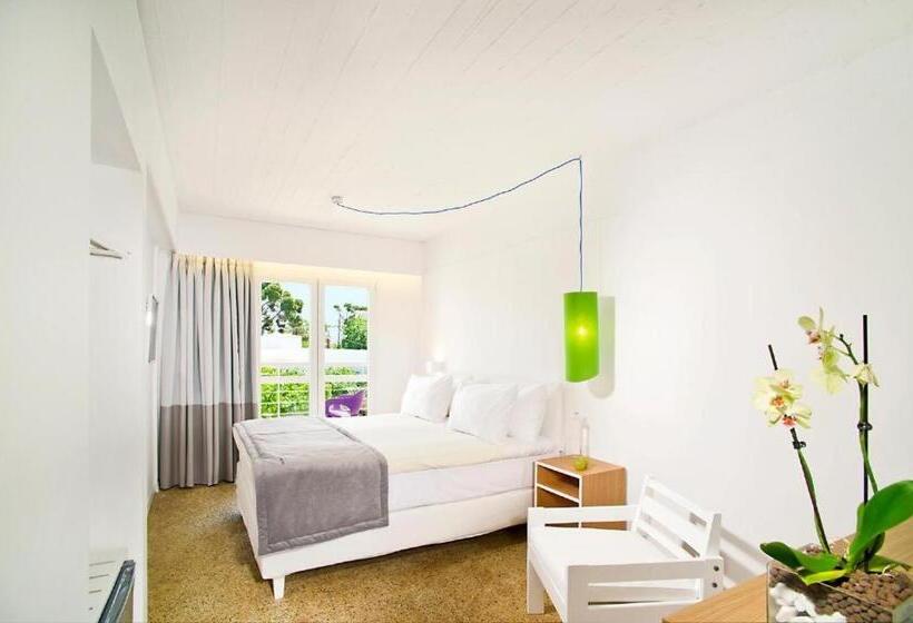 스위트, Marathon Beach Resort