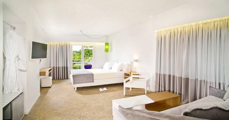 주니어 스위트, Marathon Beach Resort