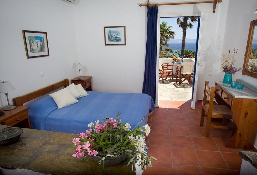 Семейный Номер, Paros Philoxenia
