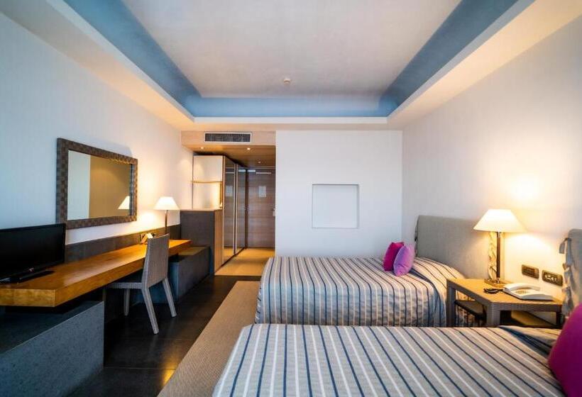 Номер Deluxe, Santa Tecla Palace