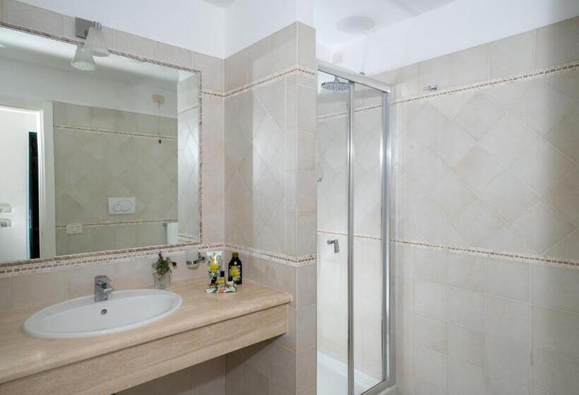 オーシャンビューデラックスルーム, Boutique Hotel Torre Di Cala Piccola
