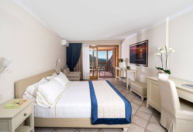 オーシャンビューデラックスルーム, Boutique Hotel Torre Di Cala Piccola