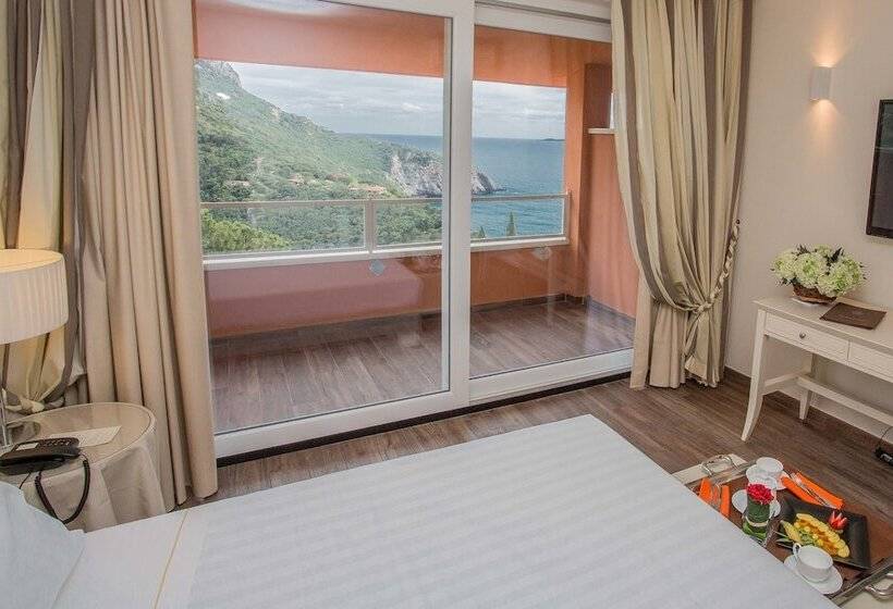 オーシャンビューデラックスルーム, Boutique Hotel Torre Di Cala Piccola