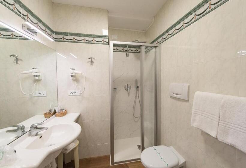Номер Superior, Grand Hotel Liberty