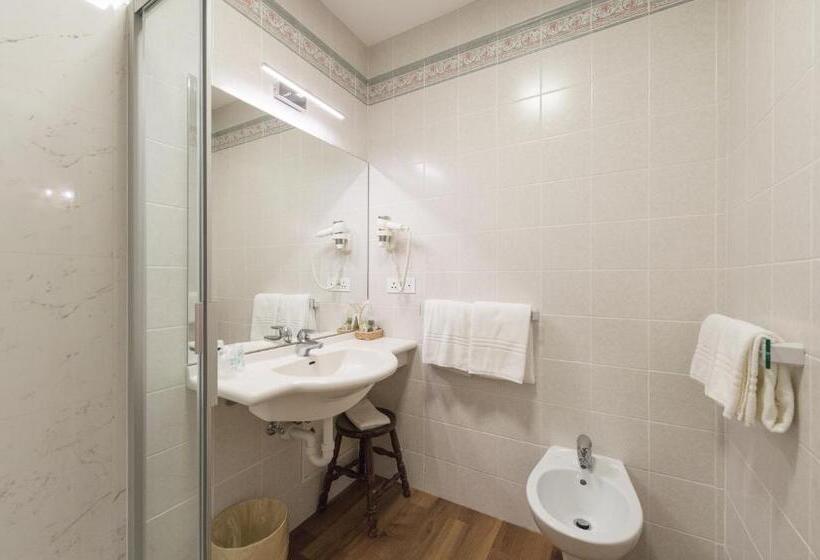 Номер Economy, Grand Hotel Liberty