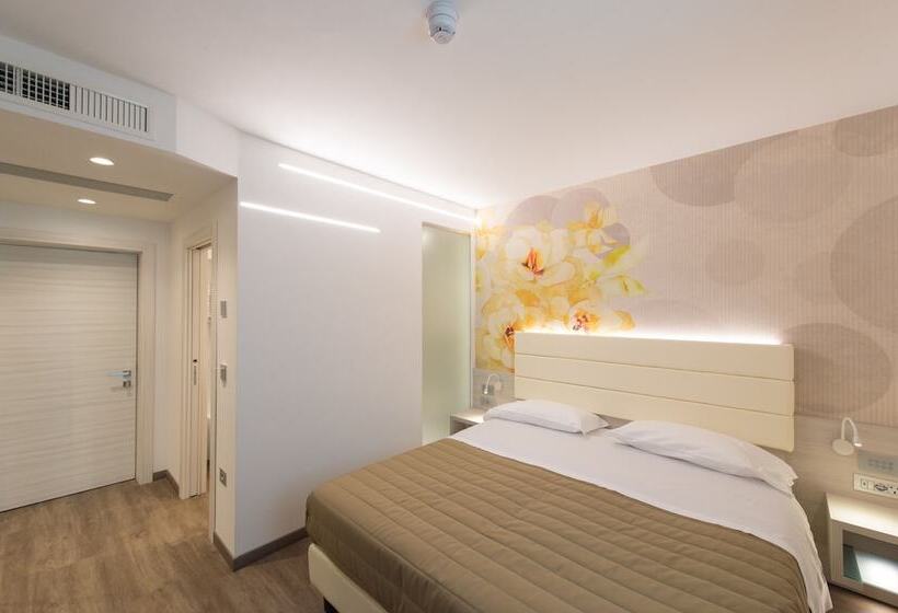 Номер Комфорт, Grand Hotel Liberty