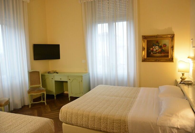 Трехместный Номер Superior, Grand Hotel Liberty