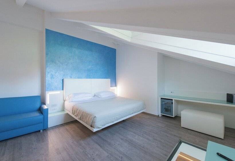 스위트, Grand Hotel Liberty