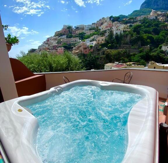 Quarto deluxe, Savoia