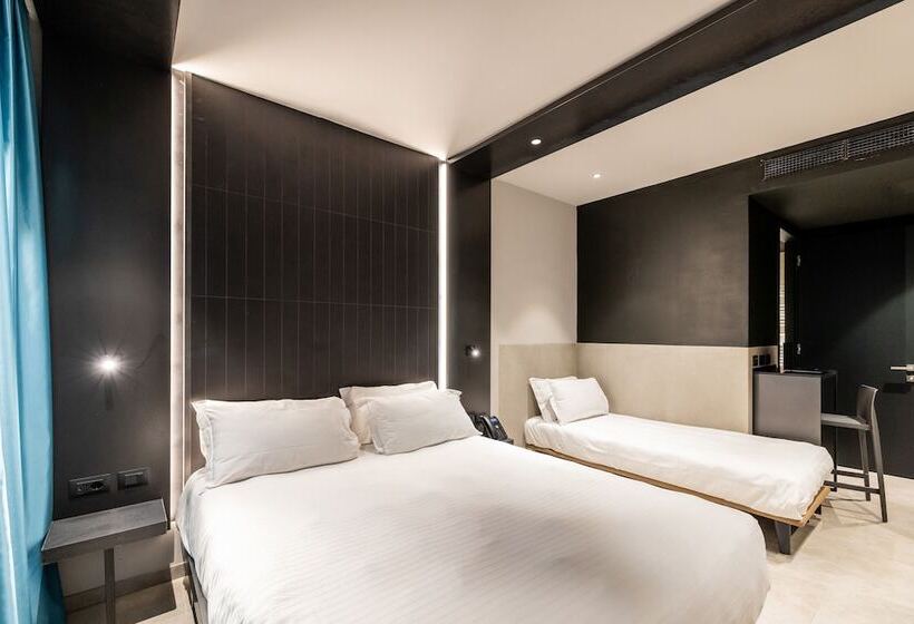 اتاق استاندارد سه نفره, Smart Hotel Central