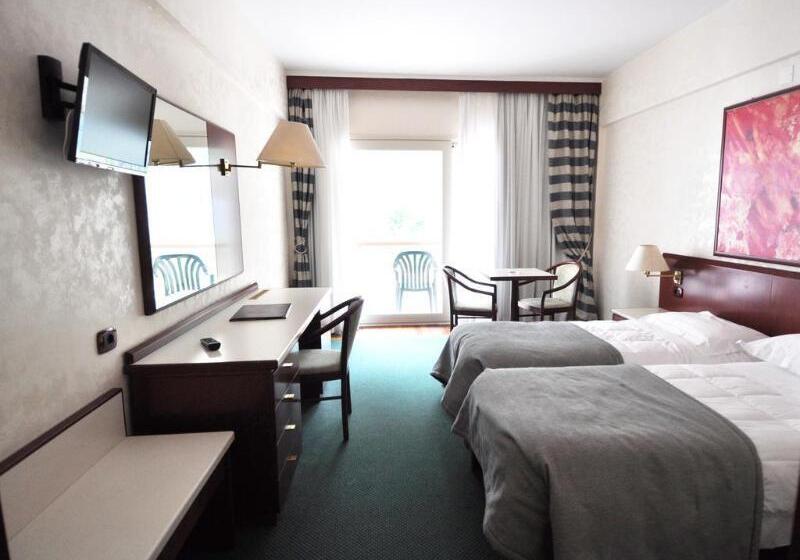 اتاق استاندارد با چشم‌انداز باغ, Splendid Hotel La Torre