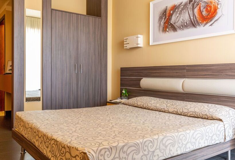 Трехместный Номер Комфорт, Park Hotel Residence