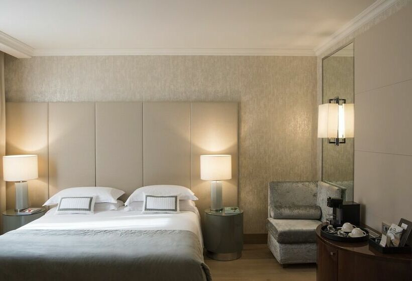 اتاق خانوادگی تودرتو, Rosa Grand Milano   Starhotels Collezione