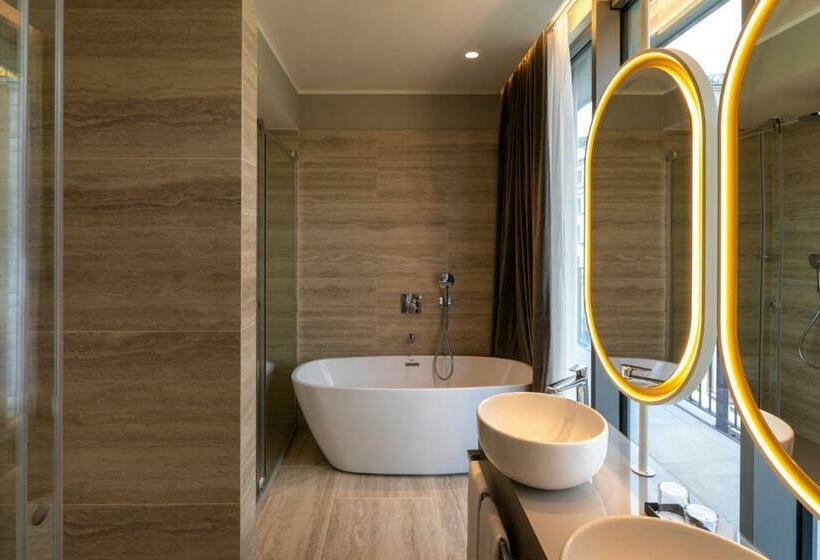 1 Bedroom Penthouse Apartment, Rosa Grand Milano   Starhotels Collezione