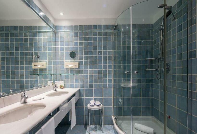 Chambre Premium Vue Mer, Unahotels Capotaormina