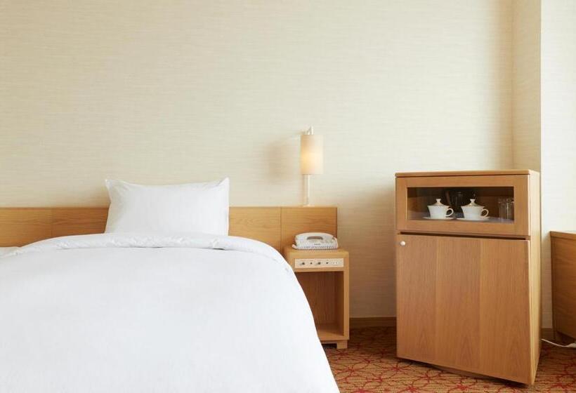 Номер Комфорт, Keio Plaza Hotel Sapporo