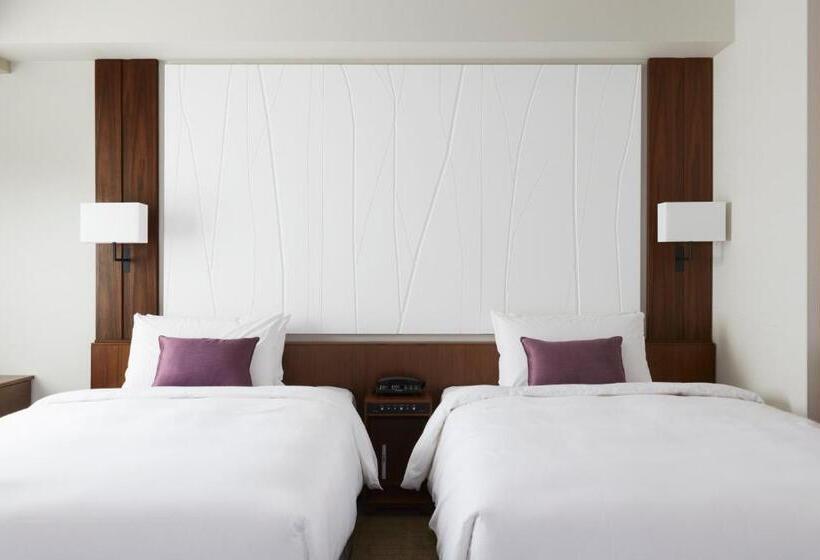 Четырехместный номер Премиум, Keio Plaza Hotel Sapporo