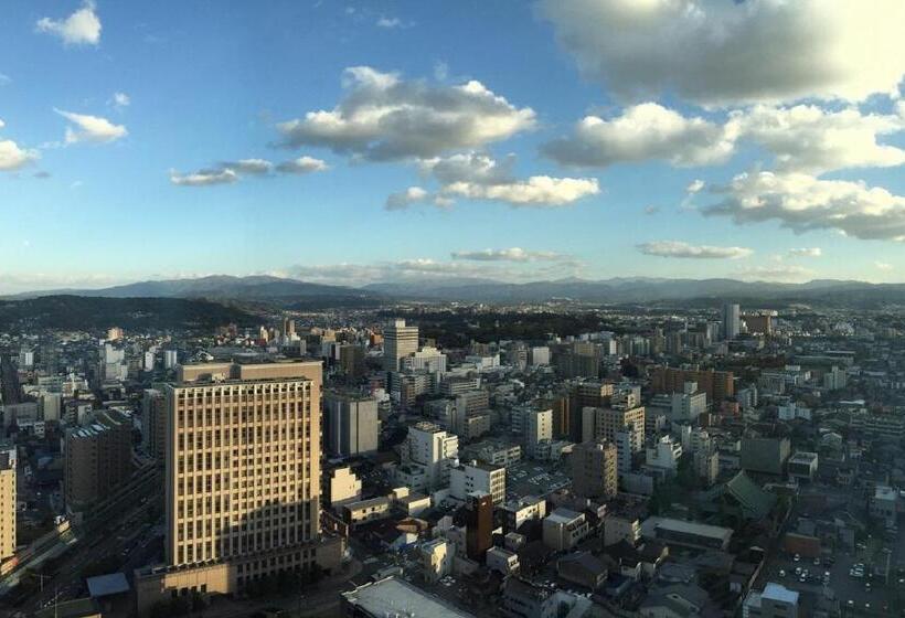 Номер Стандарт, Nikko Kanazawa