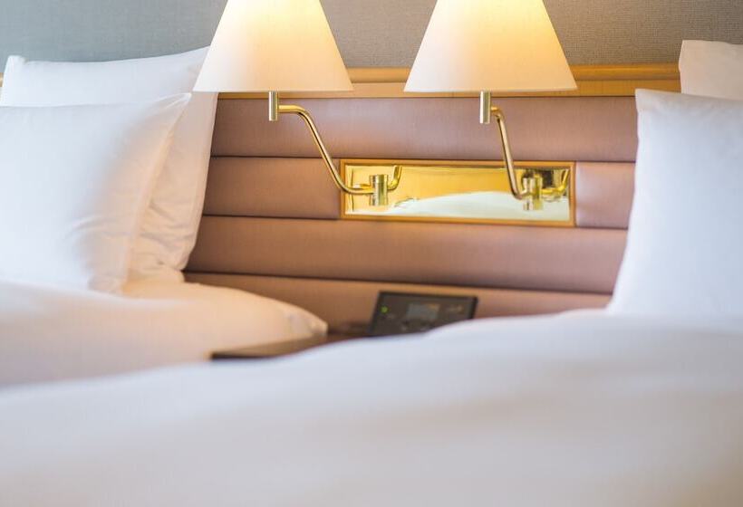 Номер Superior, Okinawa Harborview