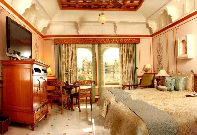 Tóra Néző Deluxe Szoba, Taj Lake Palace Udaipur