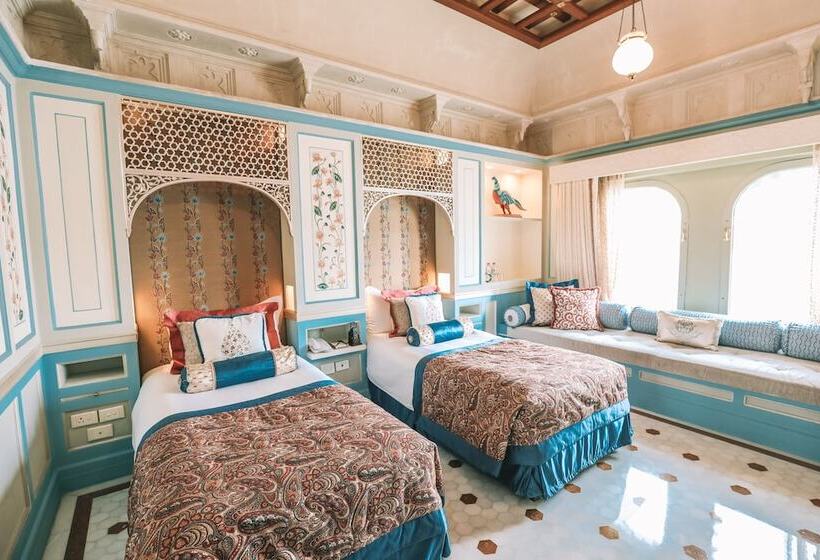 Tóra Néző Deluxe Szoba, Taj Lake Palace Udaipur