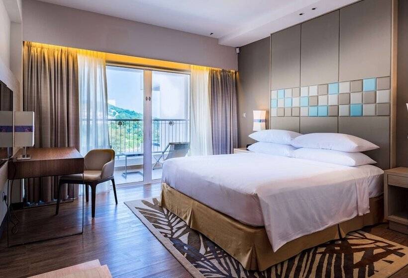 Номер Deluxe Кровать Кинг, Doubletree Resort By Hilton Hotel Penang
