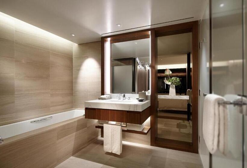 Номер Executive, The Shilla Seoul