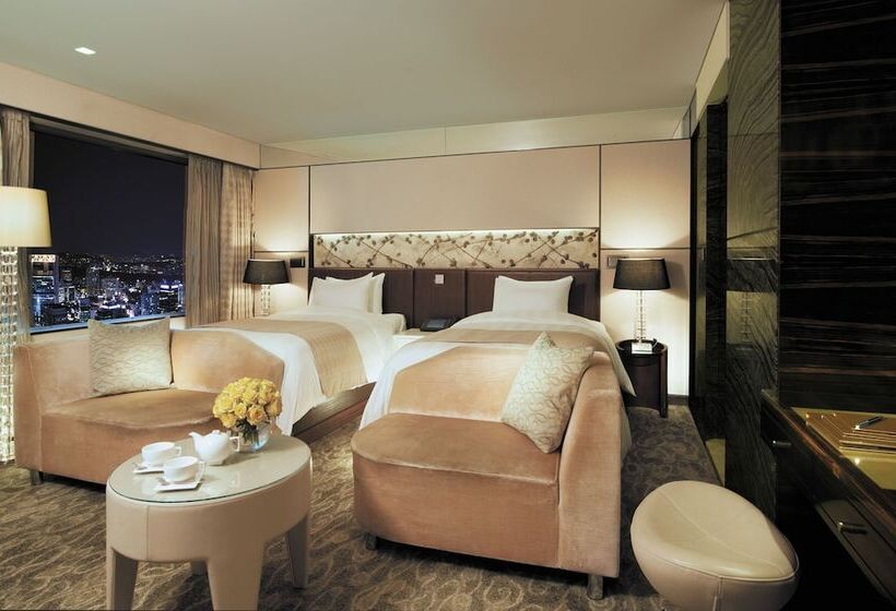Номер Клуб, Lotte Hotel Seoul