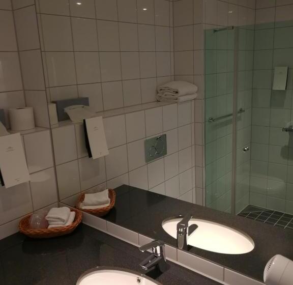 Номер Superior, Dombås