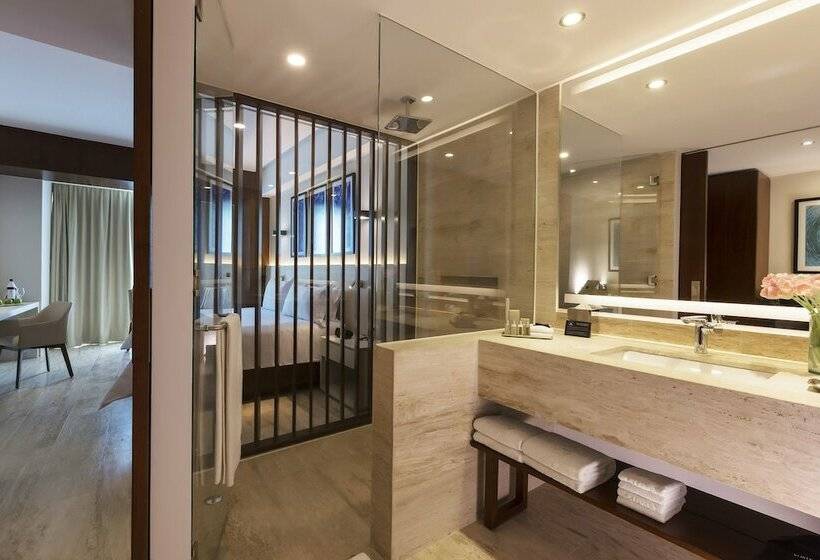 Люкс Кровать Кинг, Krystal Grand Cancun - All Inclusive