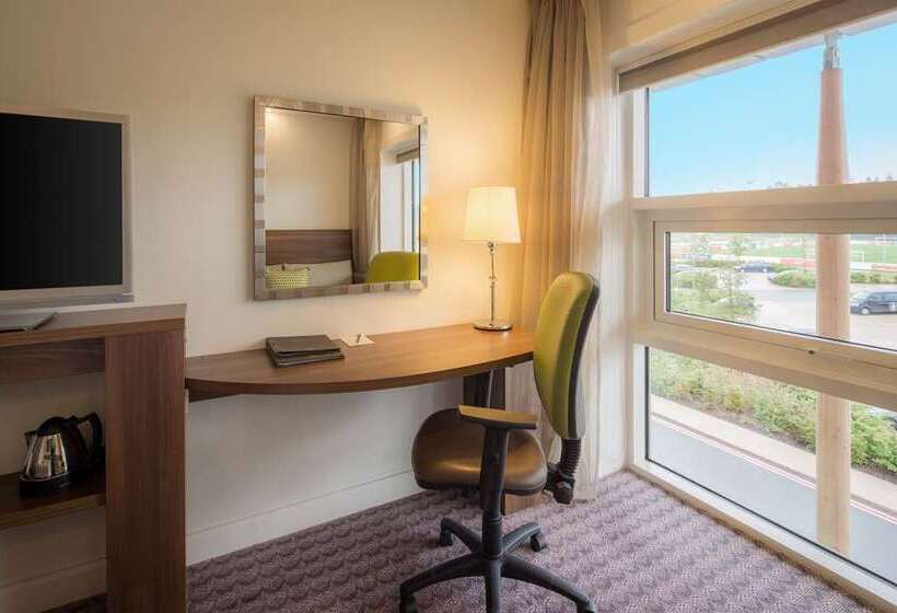 Номер Deluxe, Hilton Amsterdam Airport Schiphol