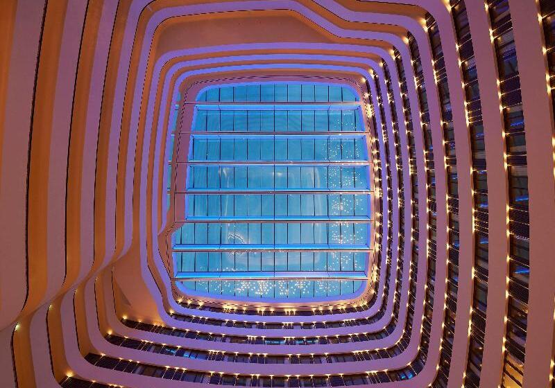 Стандартный Номер Кровать Кинг, Hilton Amsterdam Airport Schiphol