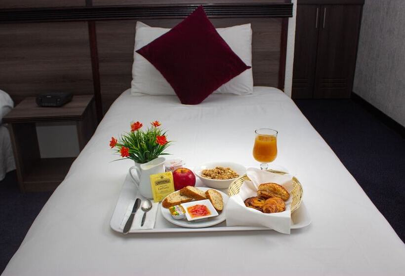 Habitación Triple Deluxe, Le Paris