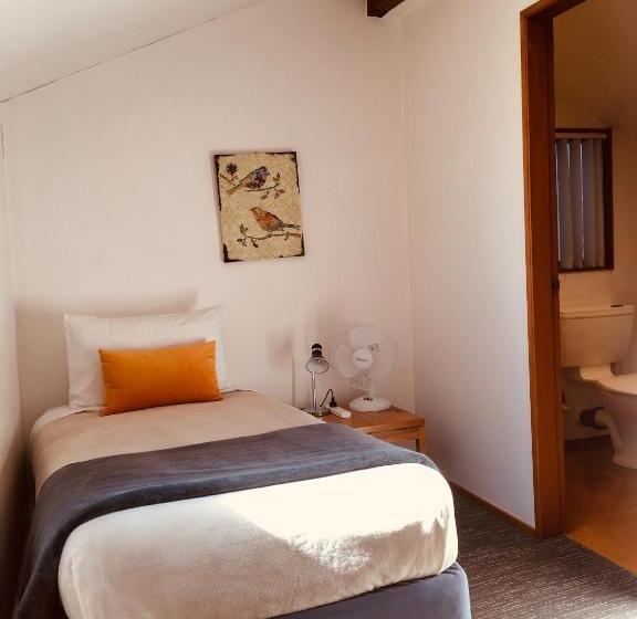 패밀리 룸, Cascades Lakefront Motel
