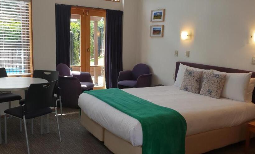 패밀리 룸, Cascades Lakefront Motel
