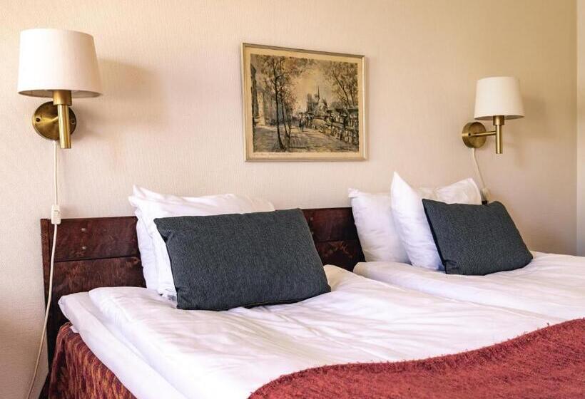 Номер Economy, Best Western Strand