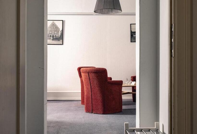 Семейный Номер, Best Western Strand